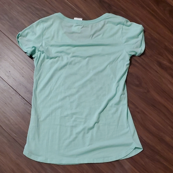 Nike Women's Light Green 'Just Do It' Tee - Picture 4 of 4